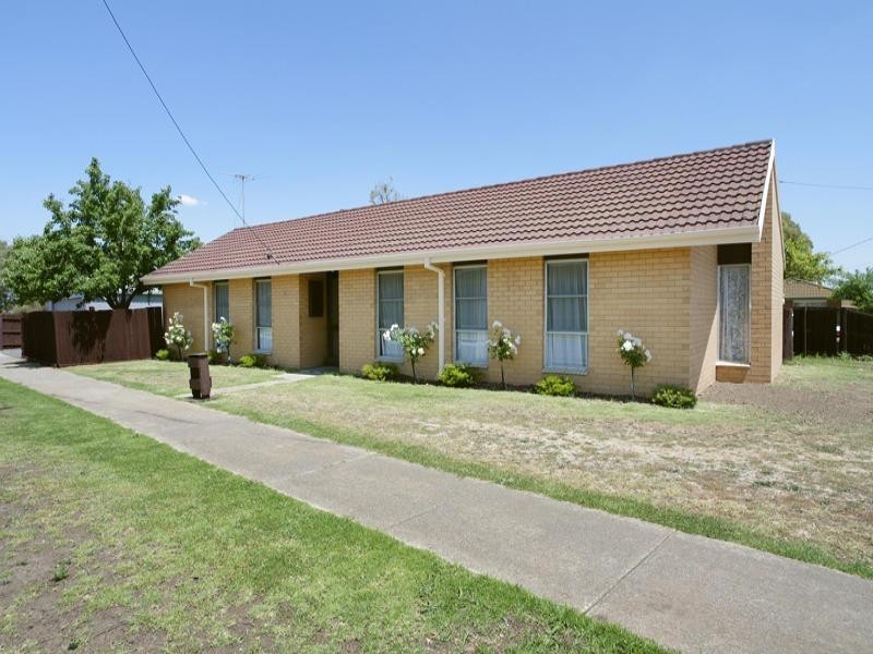 14 McGuiness Court, Corio VIC 3214