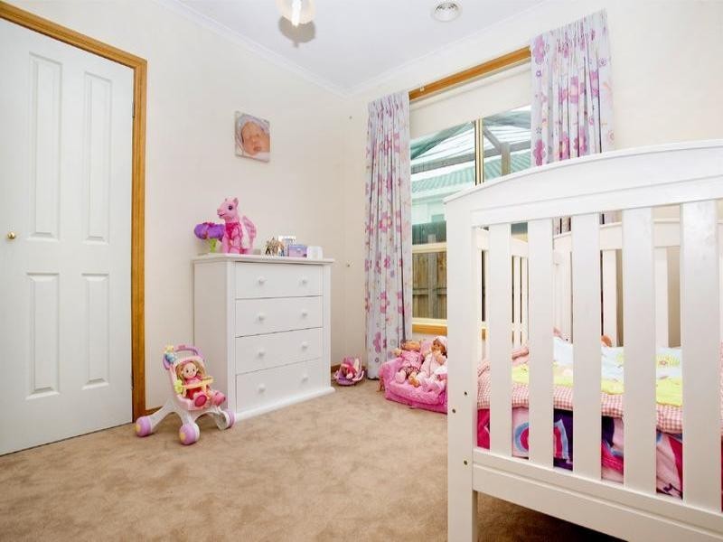 13 Evergreen Court, Lara VIC 3212