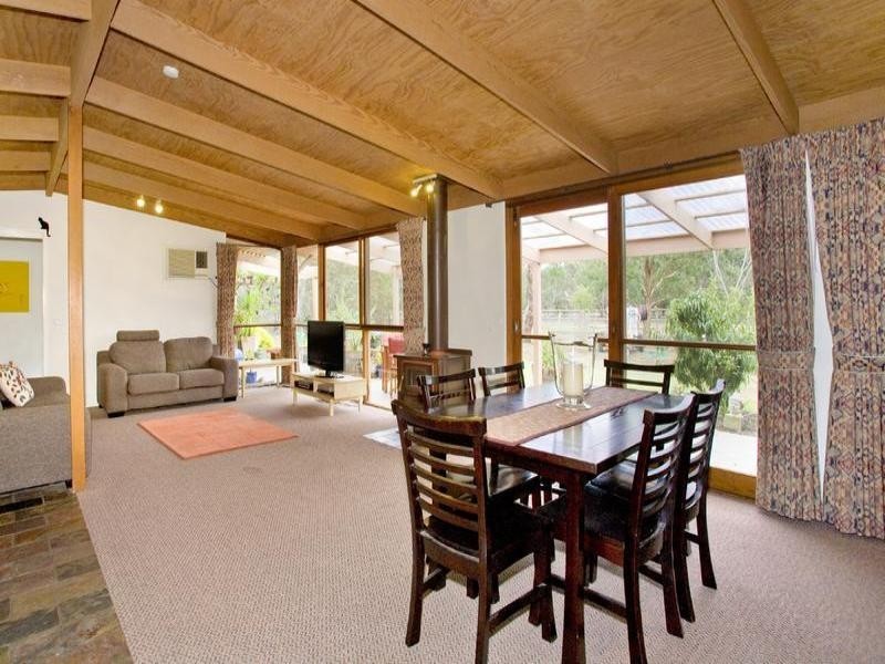 290 Flinders Avenue, Lara VIC 3212