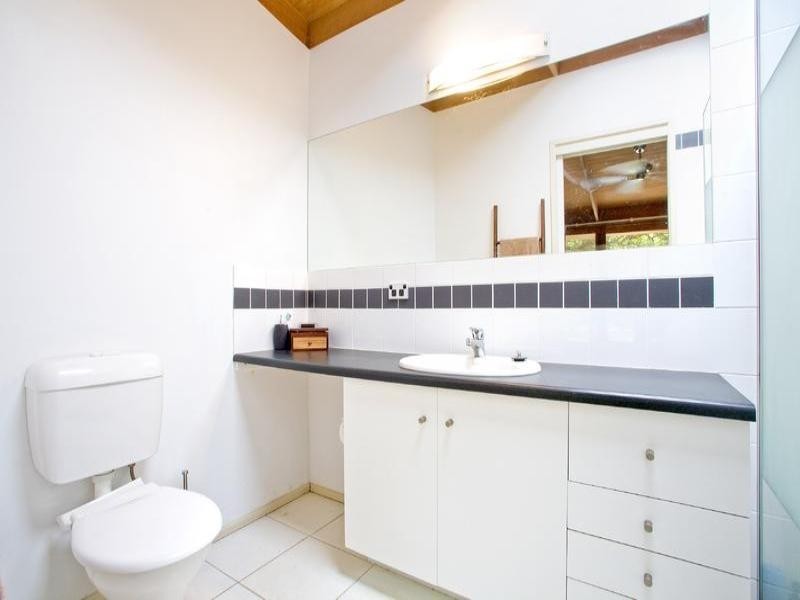 290 Flinders Avenue, Lara VIC 3212