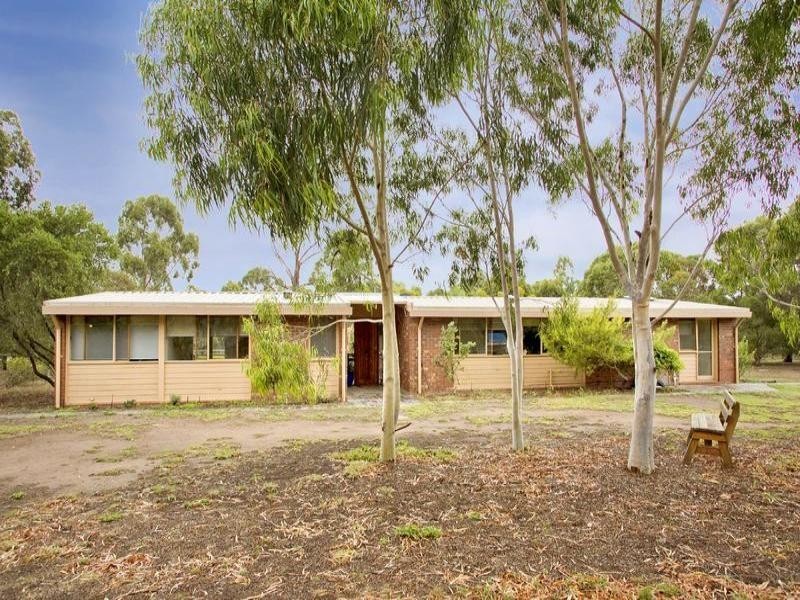 290 Flinders Avenue, Lara VIC 3212