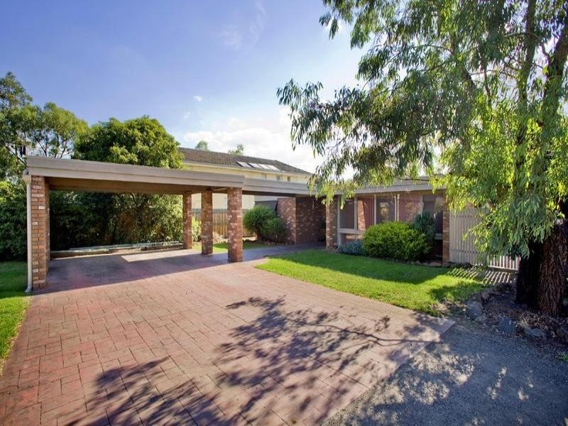 13 Clover Street, Lara VIC 3212