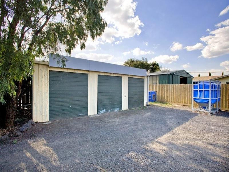 13 Clover Street, Lara VIC 3212