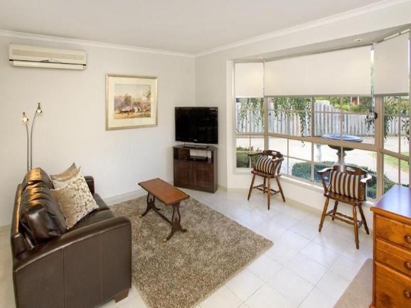 2 Newcomen Court, Lara VIC 3212