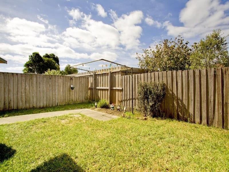 3/9 Beverley Crescent, Lara VIC 3212