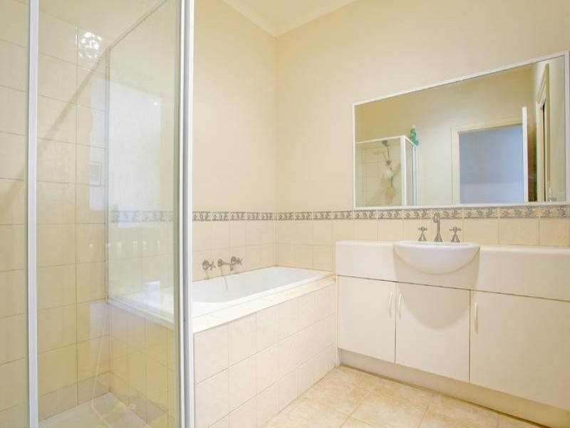 4/12-14 Rennie Street, Lara VIC 3212