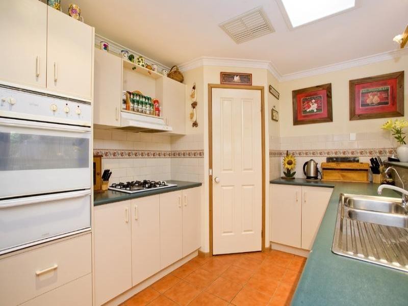 4 Racheal Close, Lara VIC 3212