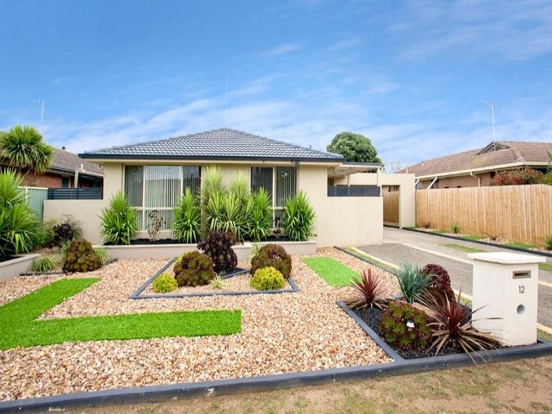 12 Sheeran Crescent, Lara VIC 3212