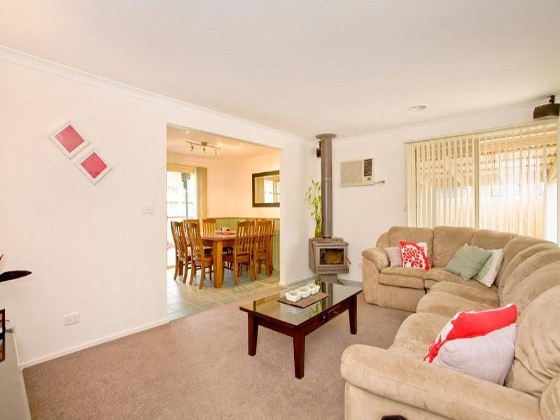 12 Sheeran Crescent, Lara VIC 3212