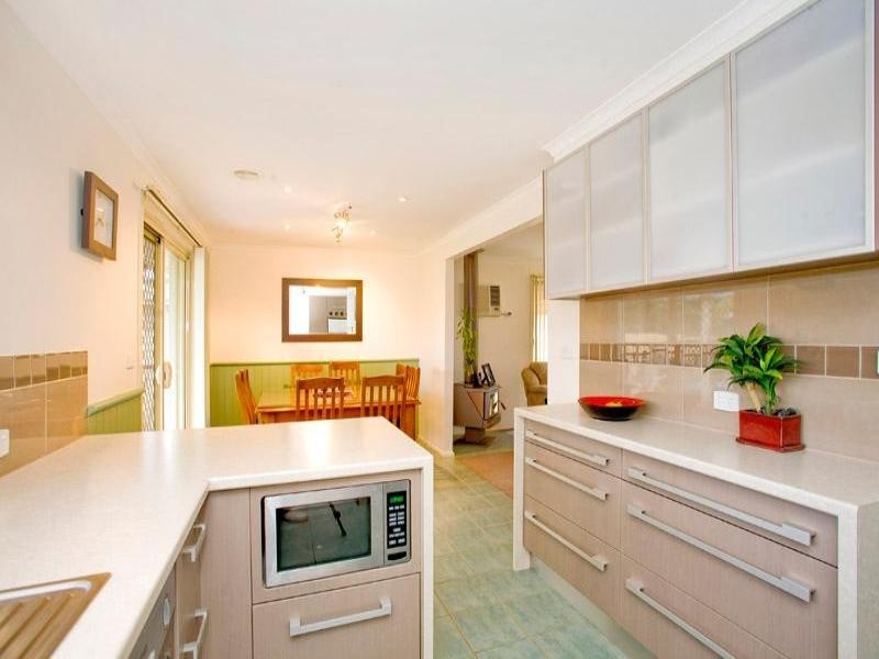 12 Sheeran Crescent, Lara VIC 3212