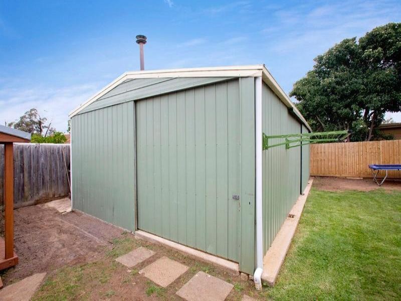 12 Sheeran Crescent, Lara VIC 3212