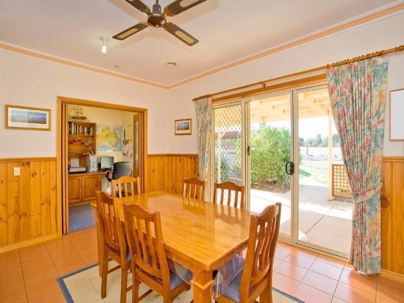 20 Osterlund Court, Lara VIC 3212