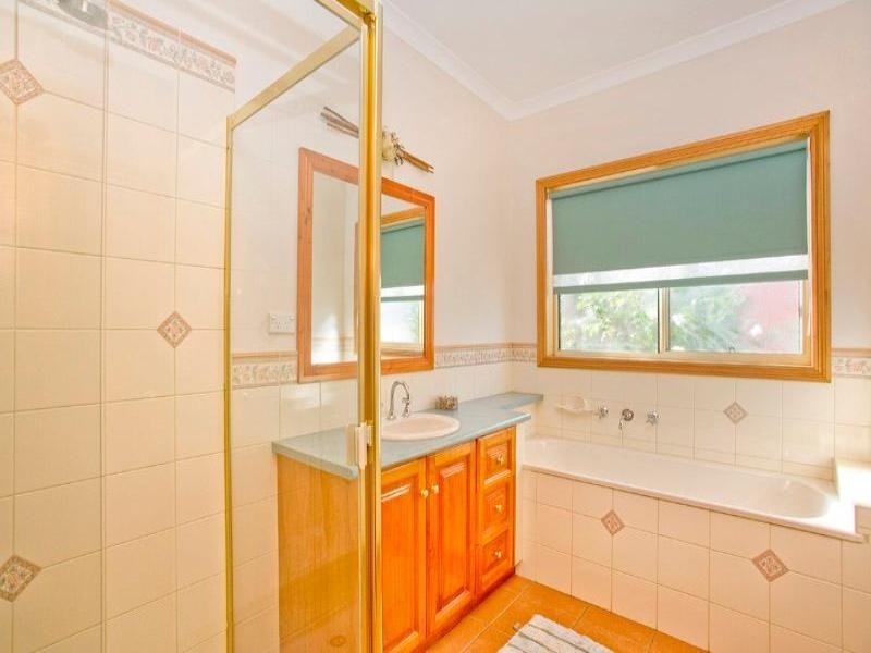 20 Osterlund Court, Lara VIC 3212