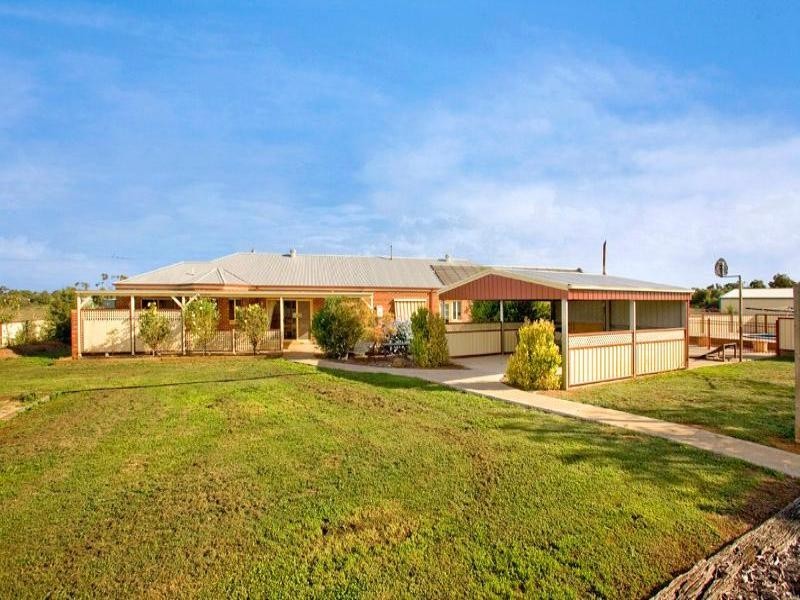 20 Osterlund Court, Lara VIC 3212
