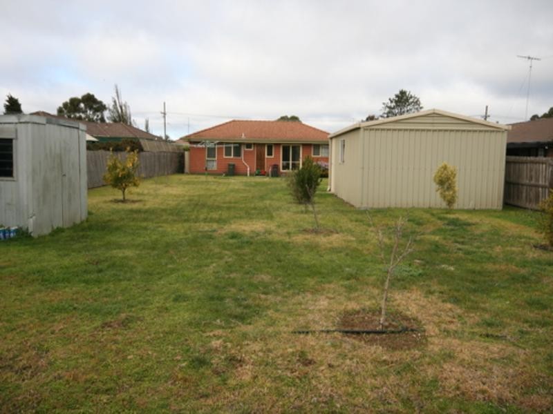 58 Smeaton Close, Lara VIC 3212