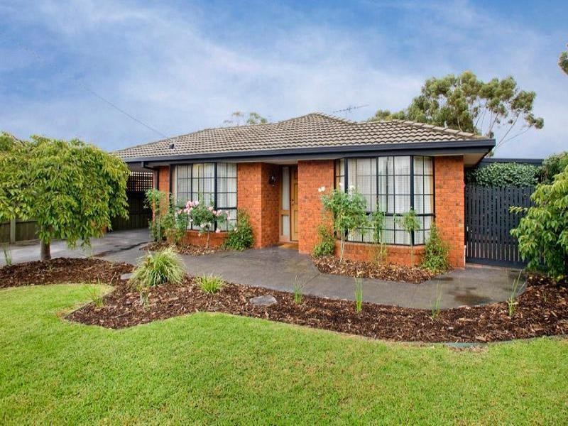 3 Newcomen Court, Lara VIC 3212