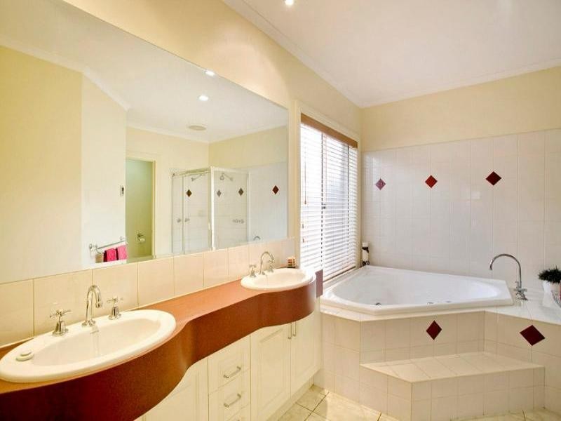 6 Nilaur Place, Lara VIC 3212