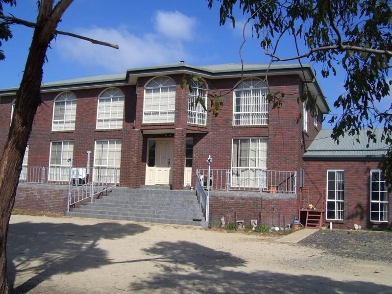 12 Mouyong Road, Little River VIC 3211