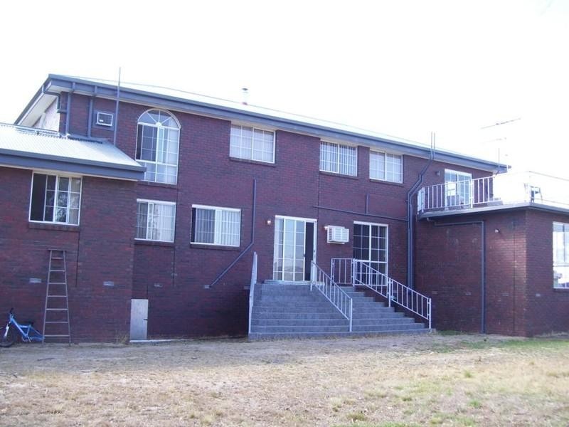 12 Mouyong Road, Little River VIC 3211