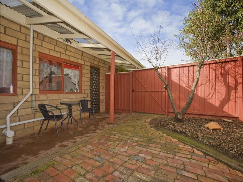 6 Rubena Crescent, Lara VIC 3212