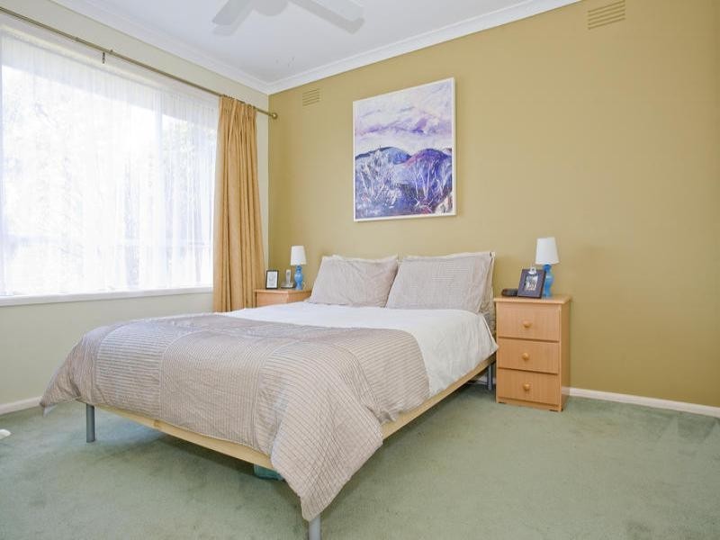 15 Swan Street, Lara VIC 3212