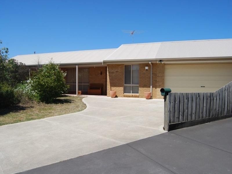 4 Gindalbie Court, Lara VIC 3212