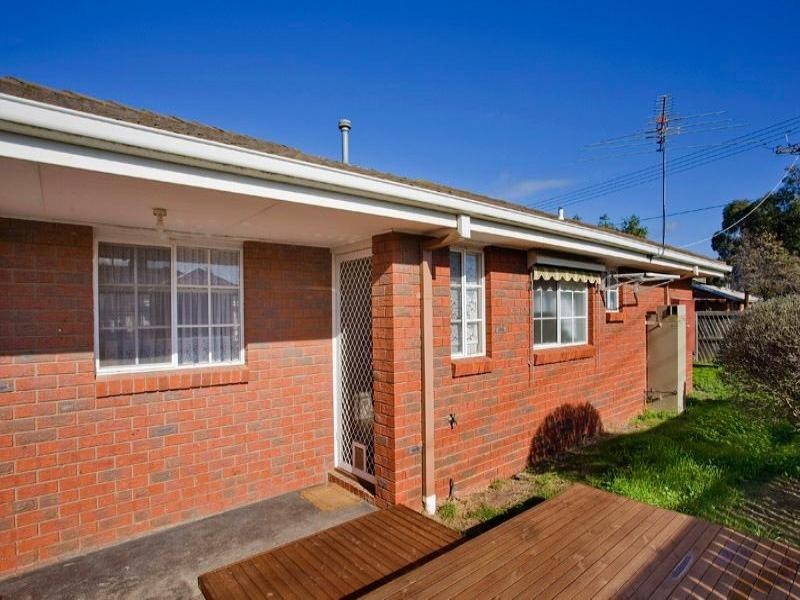 1/28 Cameron Crescent, Lara VIC 3212