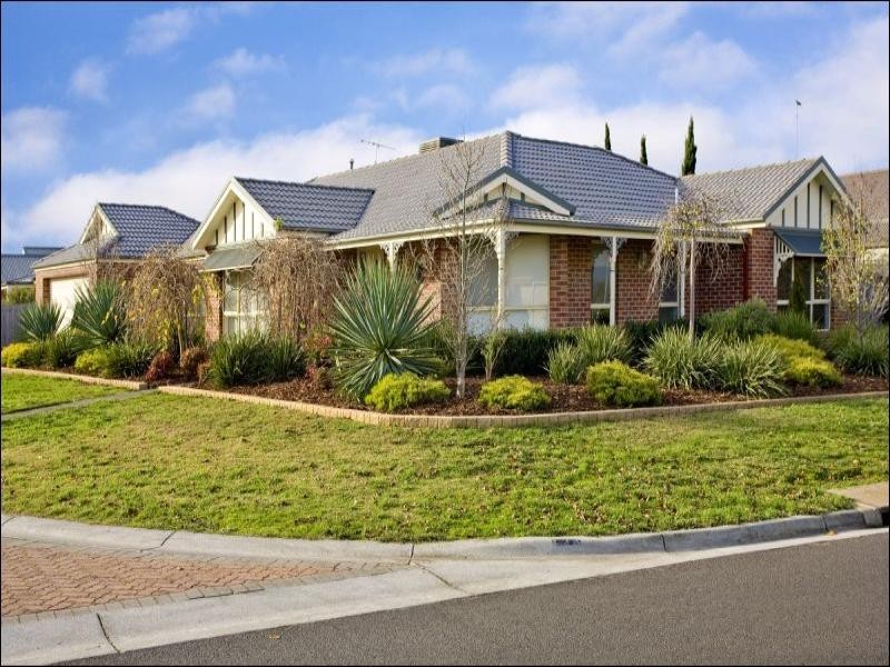 12 Ryan Place, Lara VIC 3212
