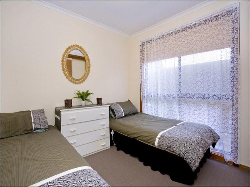 16 Benjamin Drive, Lara VIC 3212