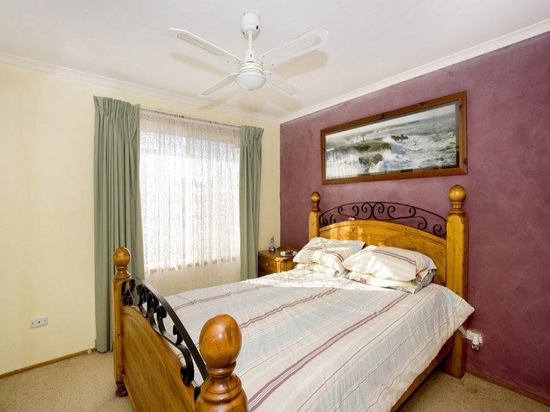 6 Orbit Drive, Whittington VIC 3219