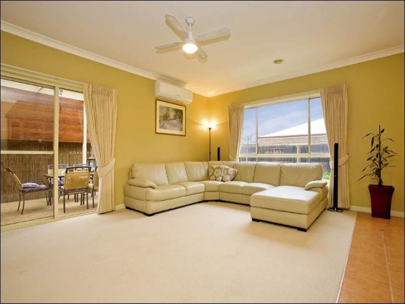 16 Francis Court, Lara VIC 3212