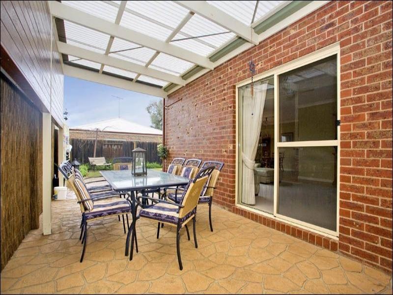16 Francis Court, Lara VIC 3212