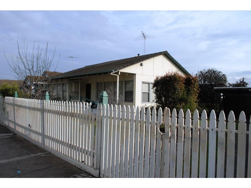 13 Bacchus Marsh Road, Corio VIC 3214