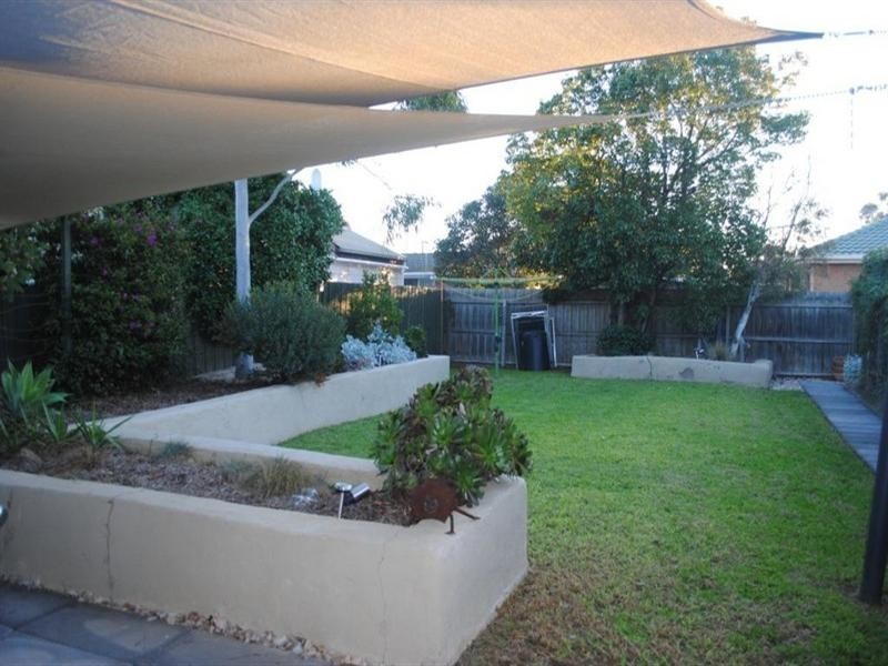 10 Lorikeet Lane, Lara VIC 3212