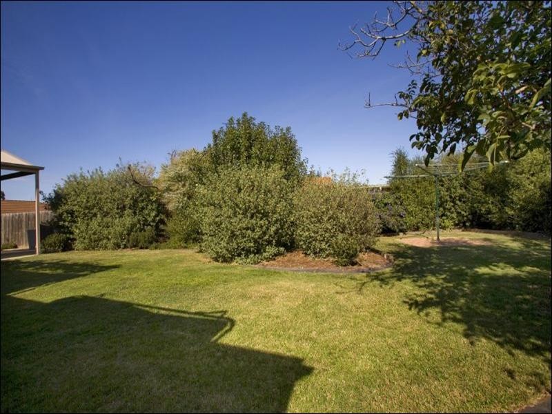 5 Foot Court, Lara VIC 3212