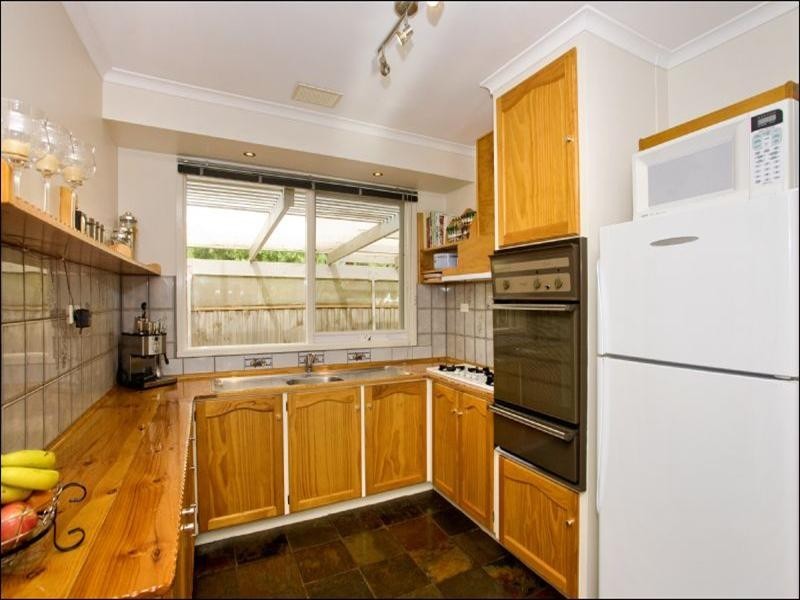 3 Martain Avenue, Lara VIC 3212