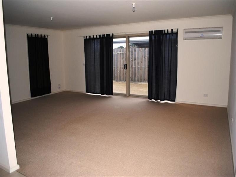 13 Yalloak Street, Norlane VIC 3214