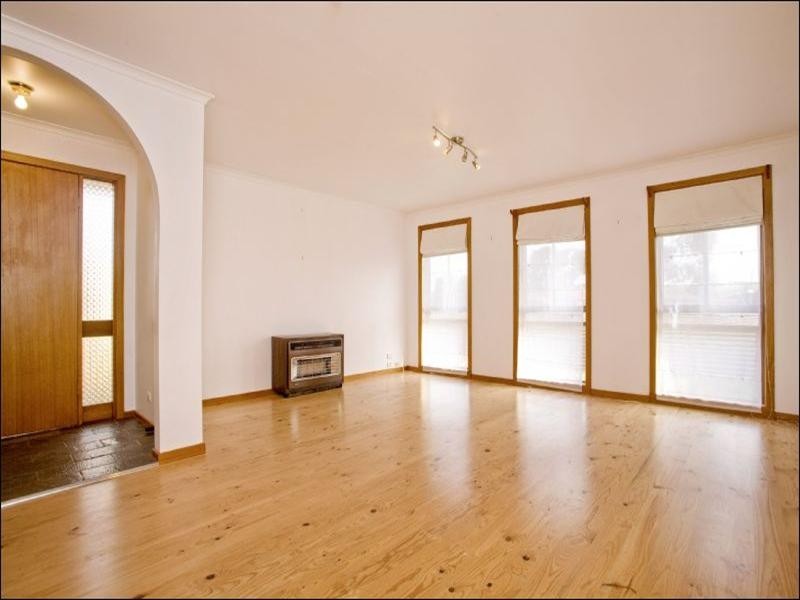 22 Banksia Square, Corio VIC 3214