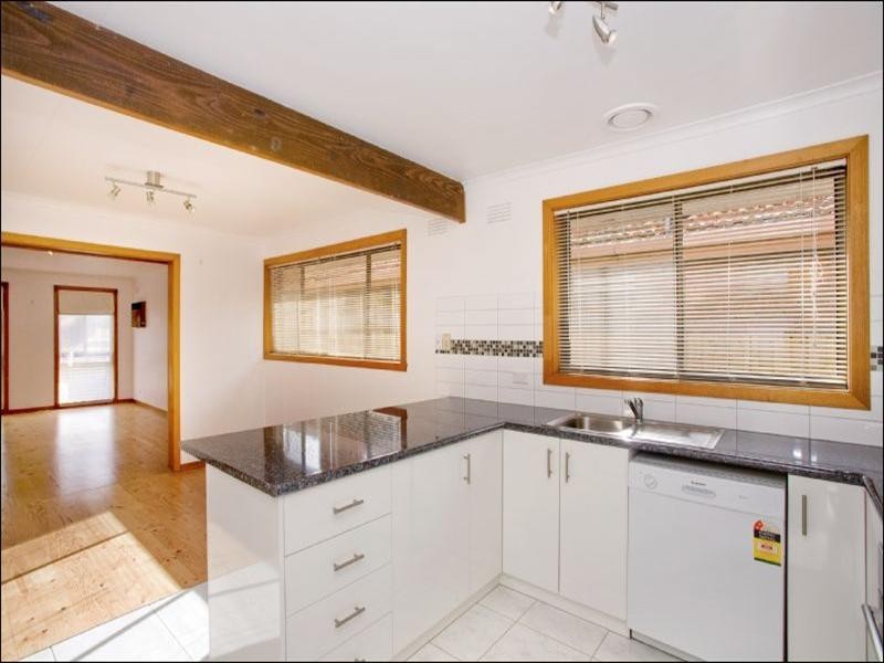 22 Banksia Square, Corio VIC 3214