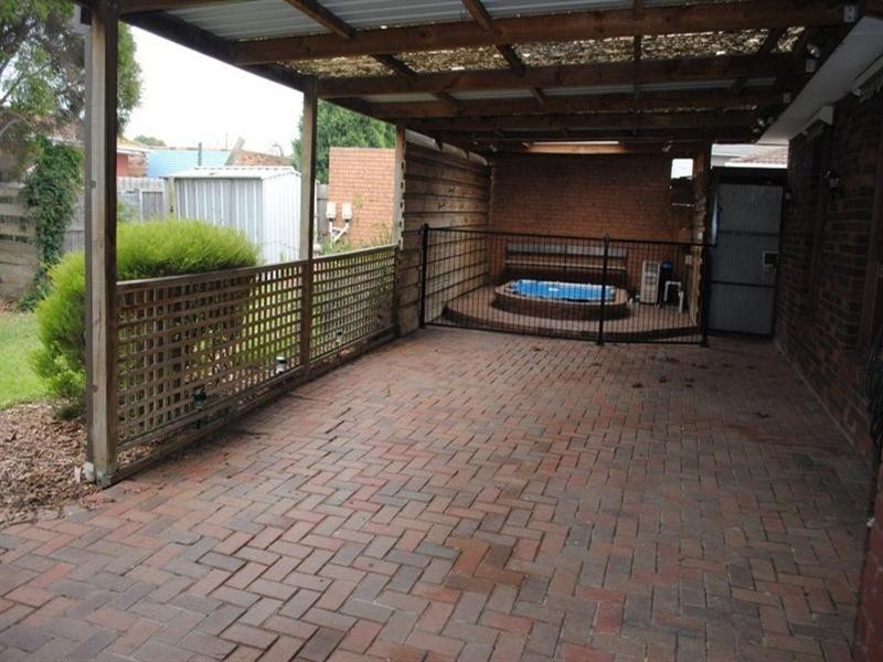 18 Cobham Court, Corio VIC 3214