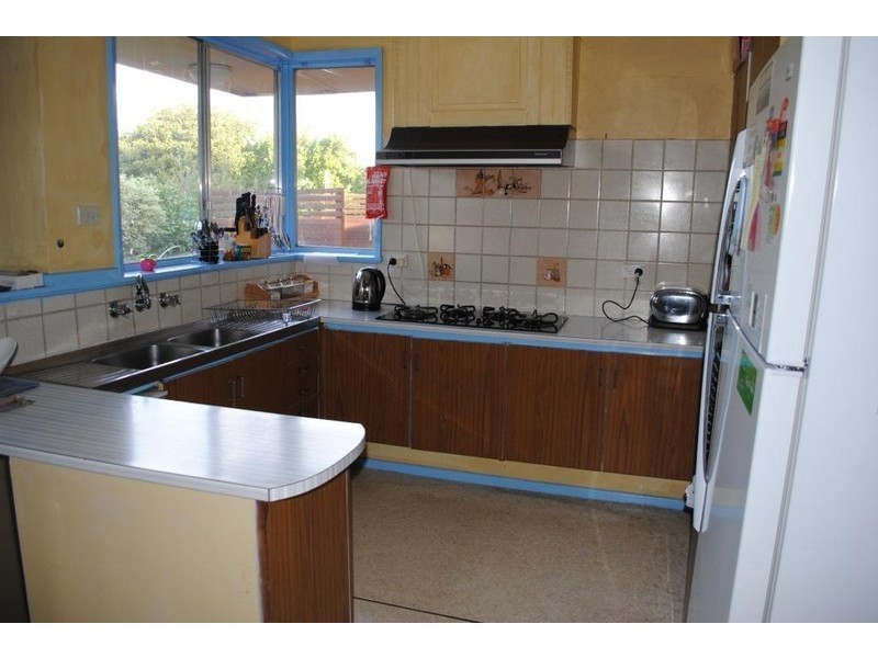 18 Glengate Street, Hamlyn Heights VIC 3215