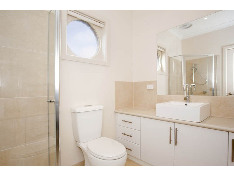 53 Moorhen Drive, Lara VIC 3212