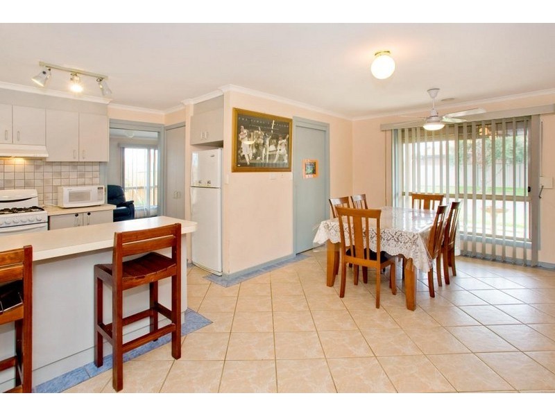 16 Riesling Court, Corio VIC 3214