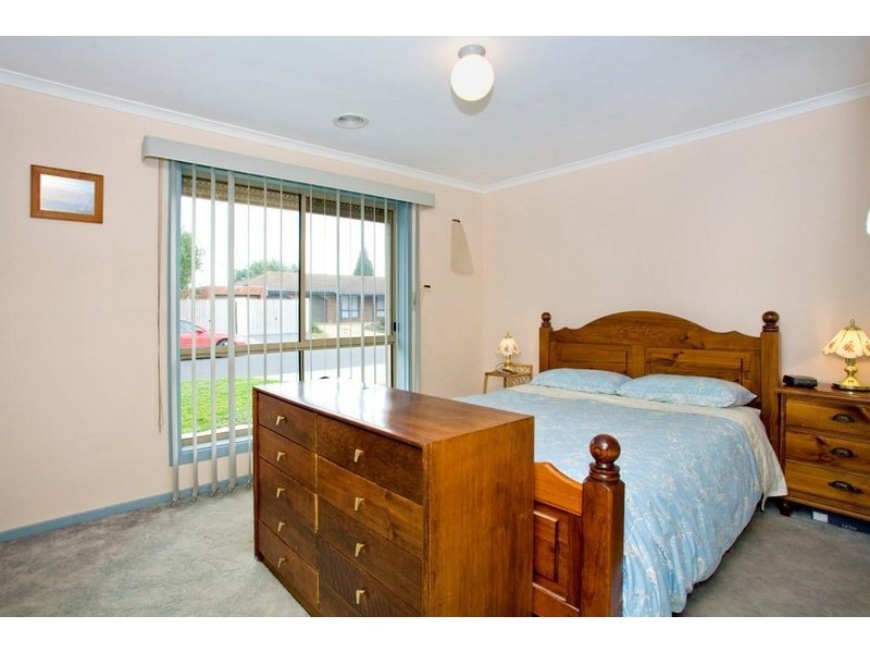 16 Riesling Court, Corio VIC 3214