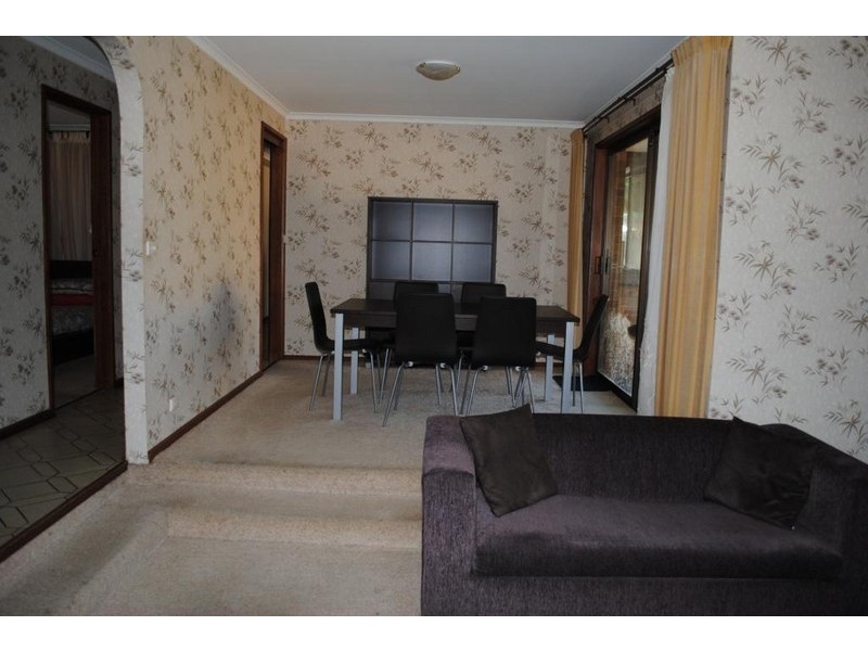 31 Dunsmore Road, Highton VIC 3216