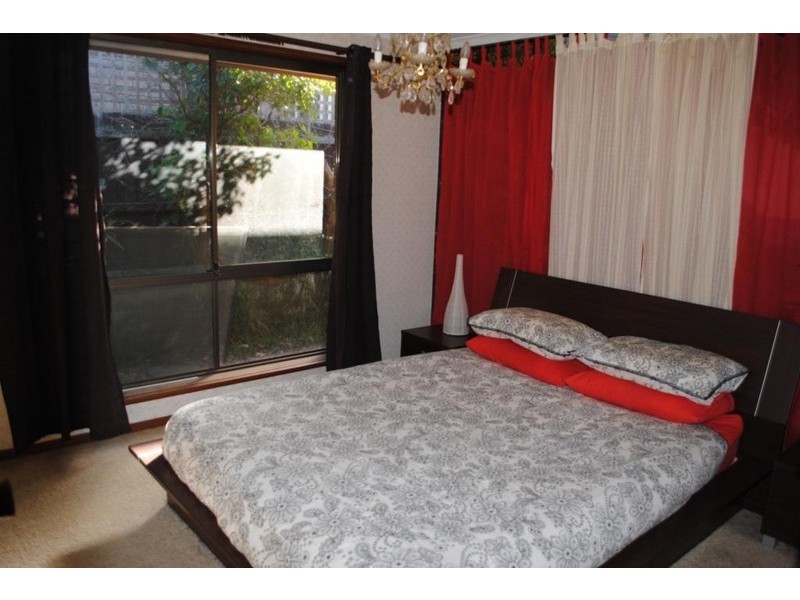 31 Dunsmore Road, Highton VIC 3216