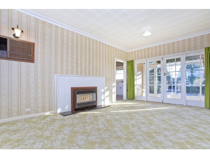 42 Forest Road, Lara VIC 3212