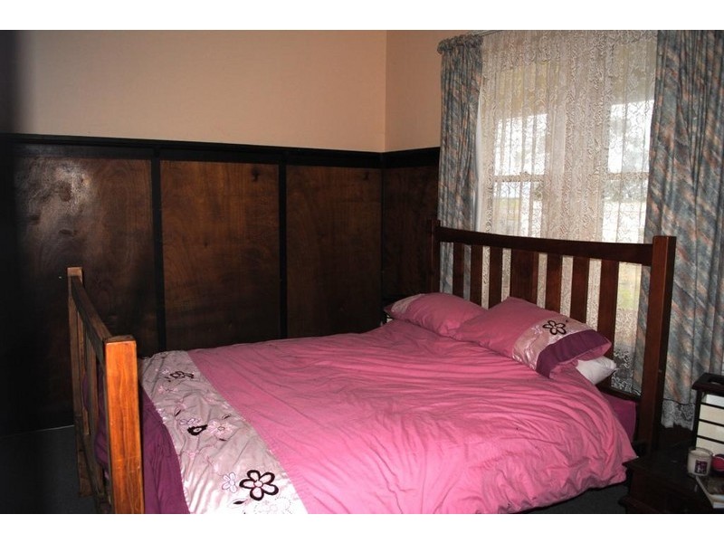 135 You Yangs Road, Little River VIC 3211