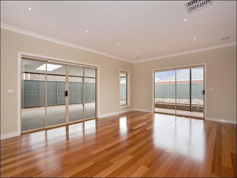 57 Moorhen Drive, Lara VIC 3212