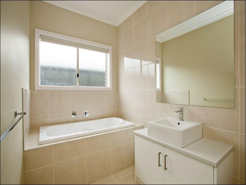 57 Moorhen Drive, Lara VIC 3212